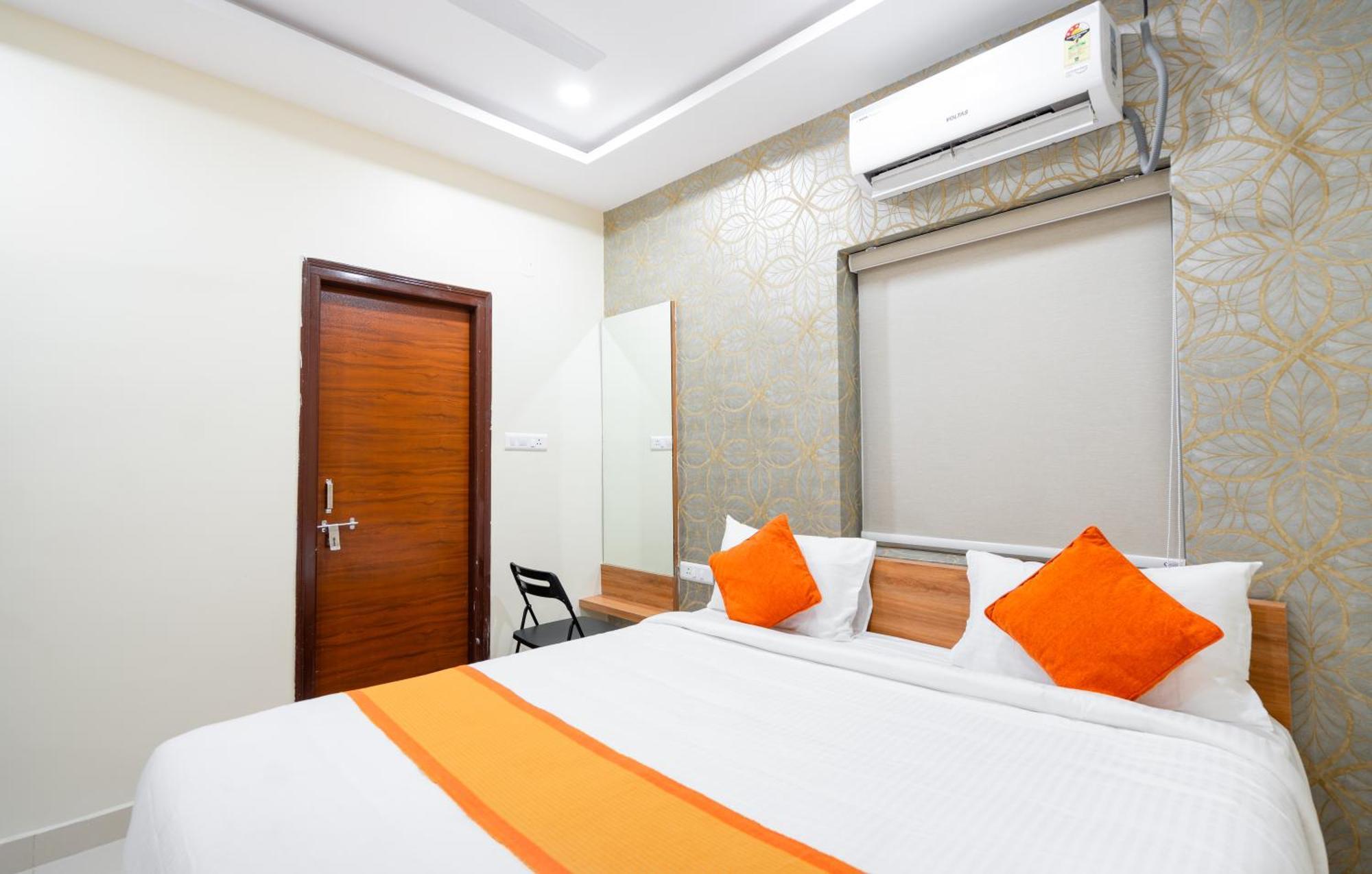 Hotel Iris At Nest Hajdarábád Exteriér fotografie